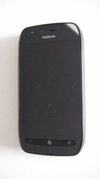 Nokia 710_ WP 7 (3)